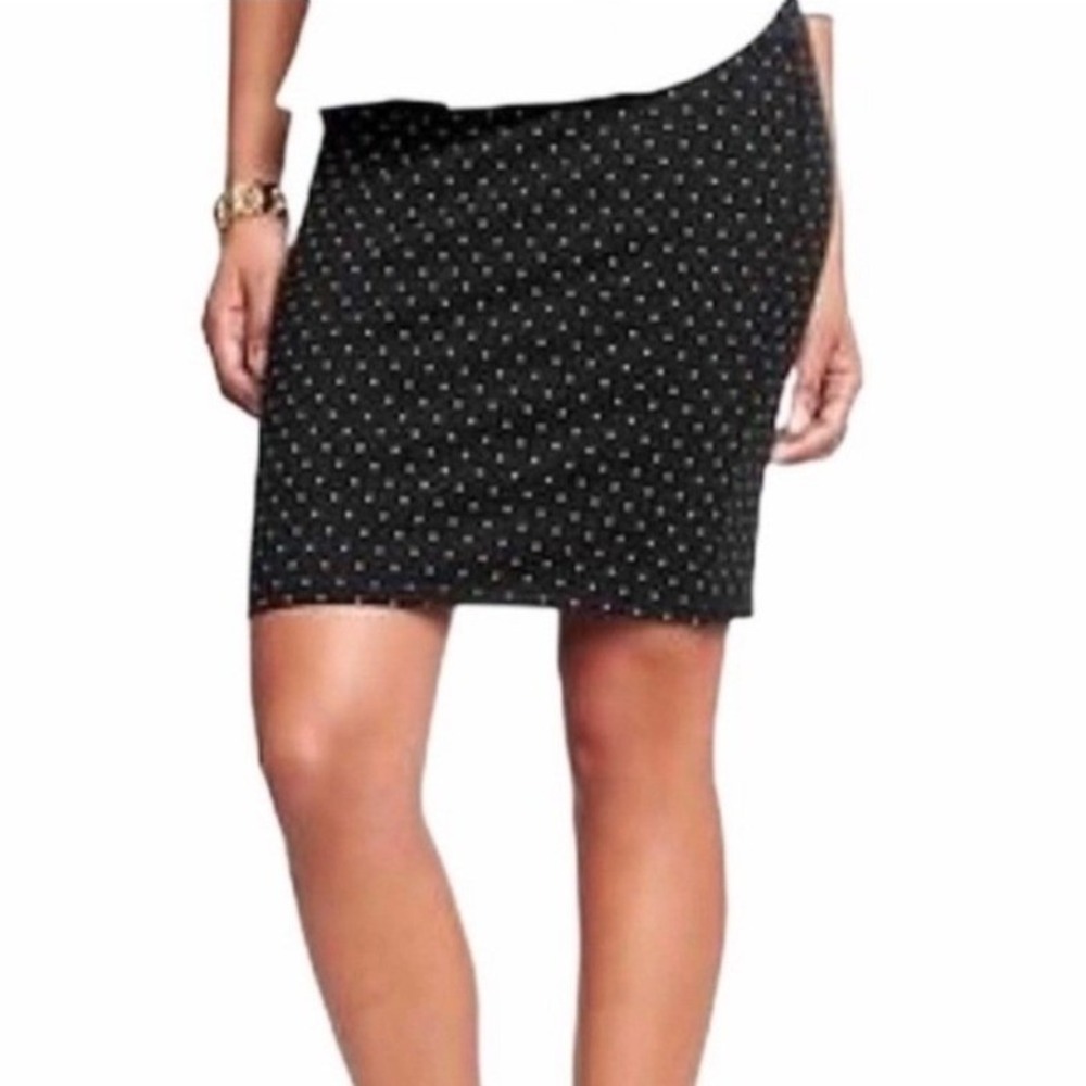 Old Navy Women's M Black Polka Dot Pencil Skirt Casual Stretch 967641-00 Career